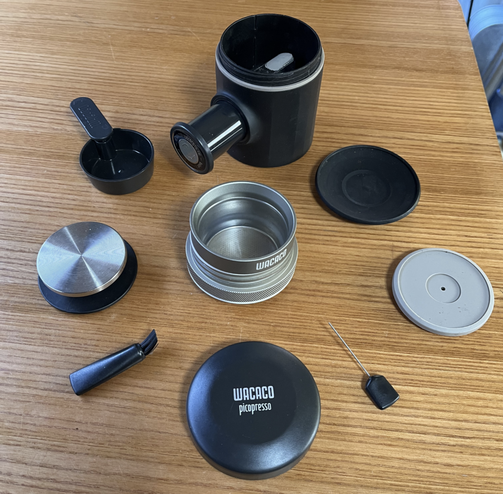Wacaco Picopresso in Einzelteilen